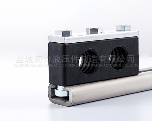 齊齊哈爾出售孔塑料管夾廠家